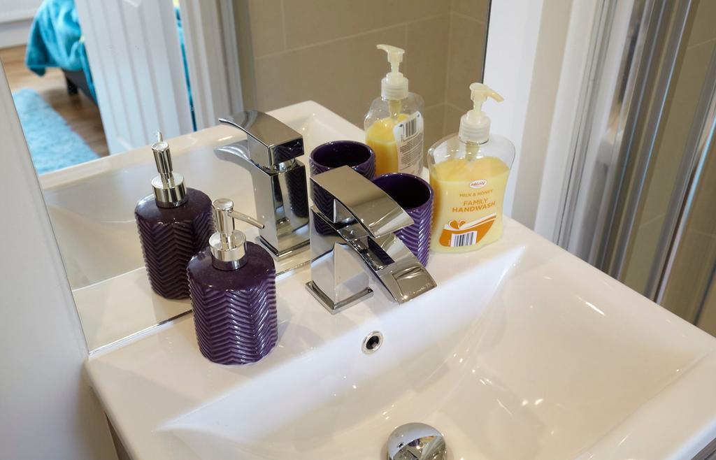 Kohinoor Serviced Apartments Τσέλμσφορντ Εξωτερικό φωτογραφία